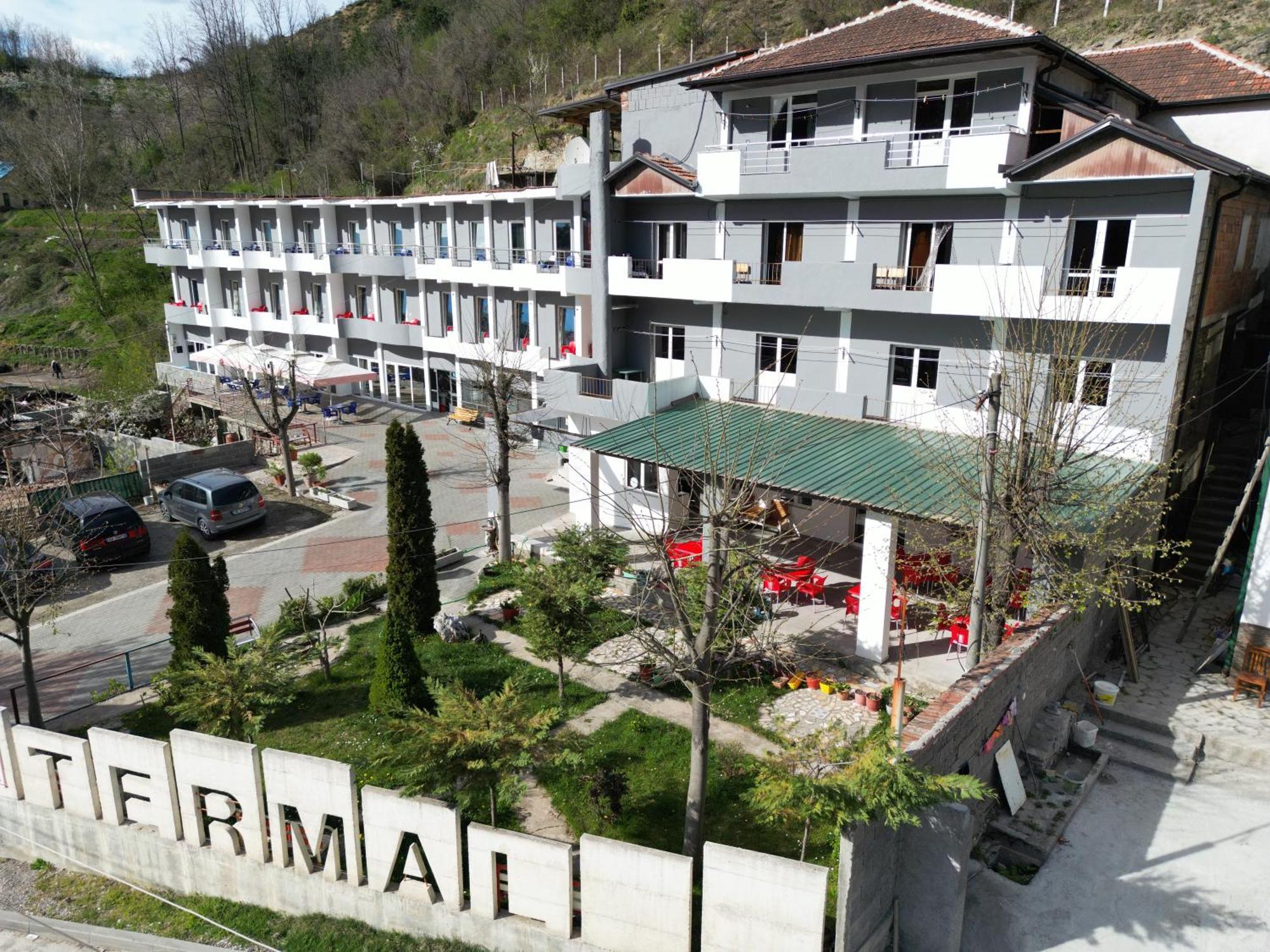 Hotel Termal Peshkopi 外观 照片