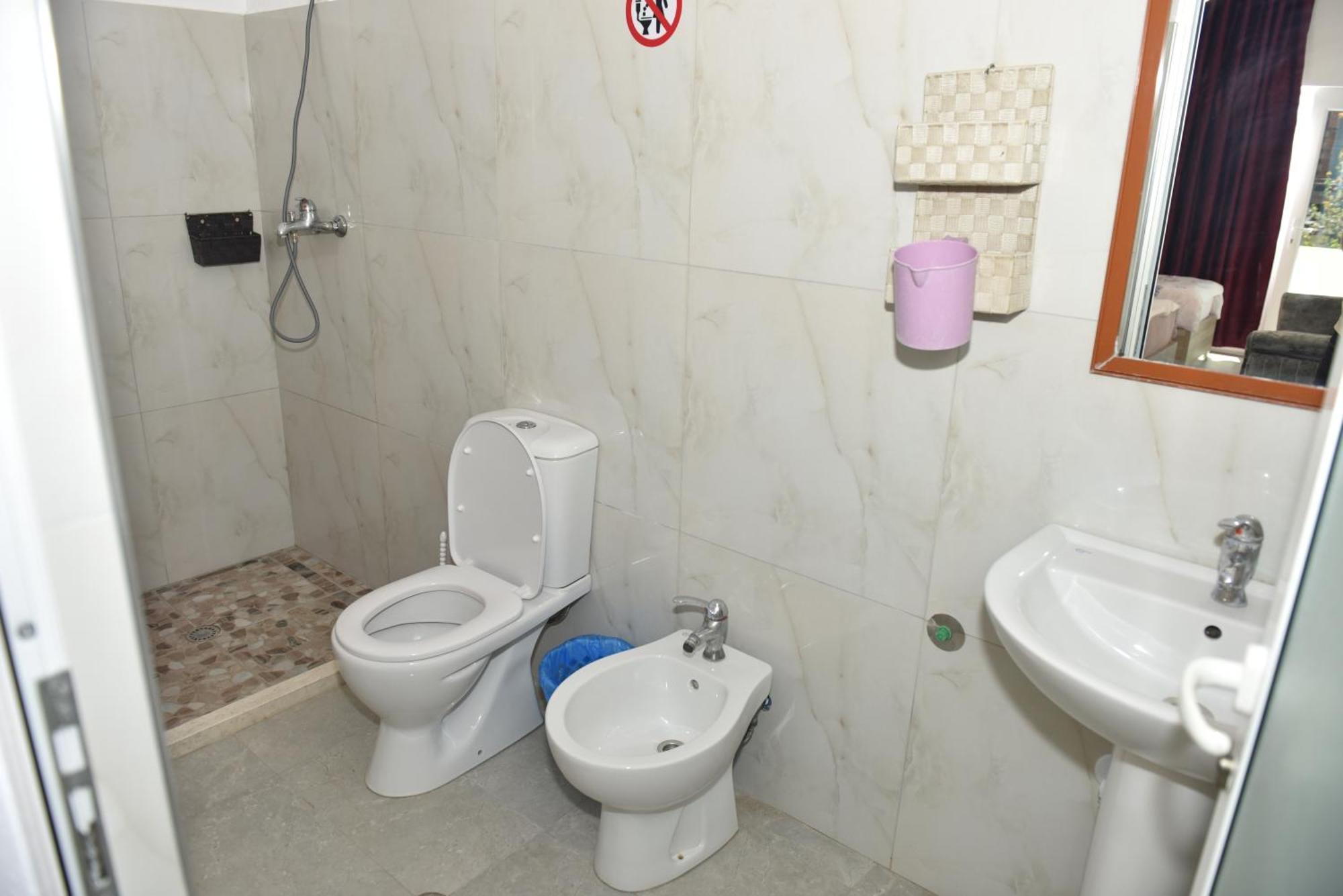 Hotel Termal Peshkopi 客房 照片