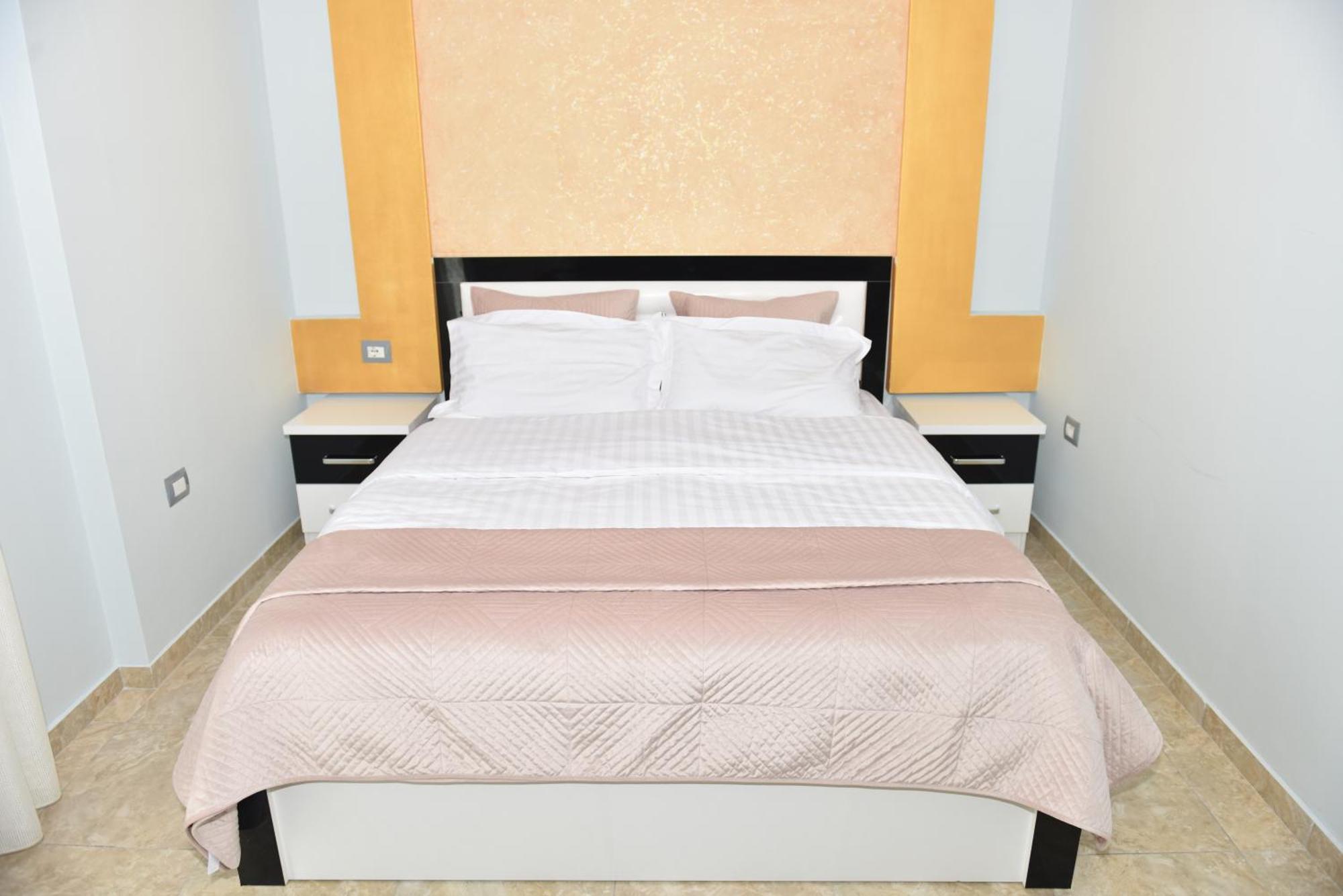 Hotel Termal Peshkopi 外观 照片