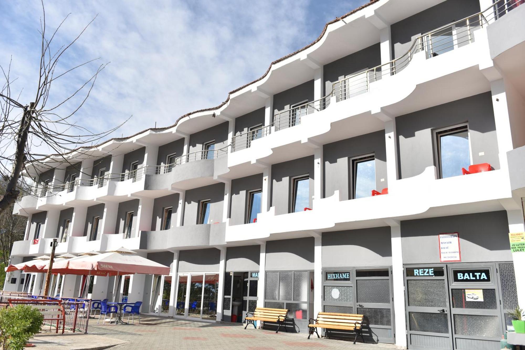 Hotel Termal Peshkopi 外观 照片